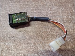 bontott SUZUKI SWIFT II Hátsó Ablaktörlő Kapcsoló