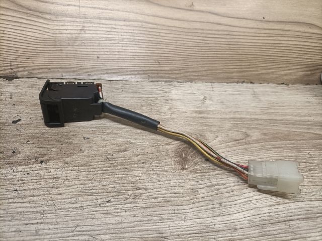 bontott SUZUKI SWIFT II Hátsó Ablaktörlő Kapcsoló