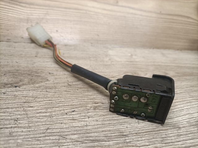 bontott SUZUKI SWIFT II Hátsó Ablaktörlő Kapcsoló