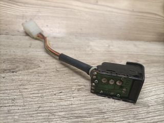 bontott SUZUKI SWIFT II Hátsó Ablaktörlő Kapcsoló