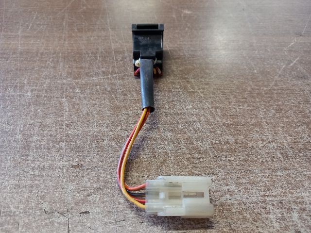 bontott SUZUKI SWIFT II Hátsó Ablaktörlő Kapcsoló