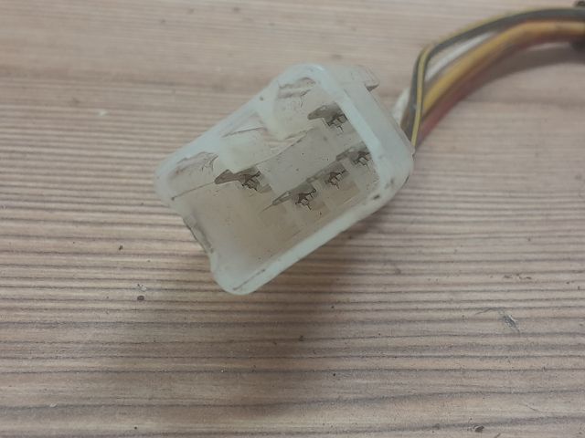 bontott SUZUKI SWIFT II Hátsó Ablaktörlő Kapcsoló