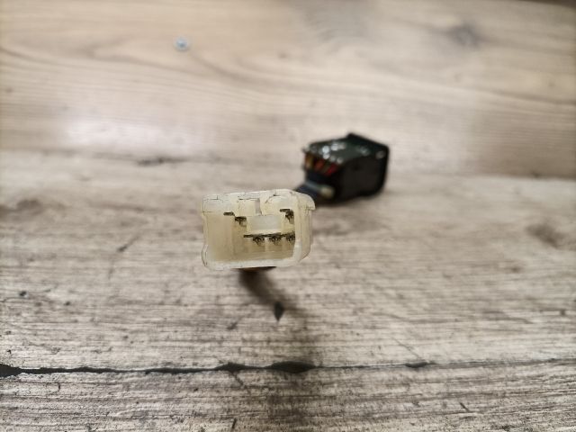 bontott SUZUKI SWIFT II Hátsó Ablaktörlő Kapcsoló