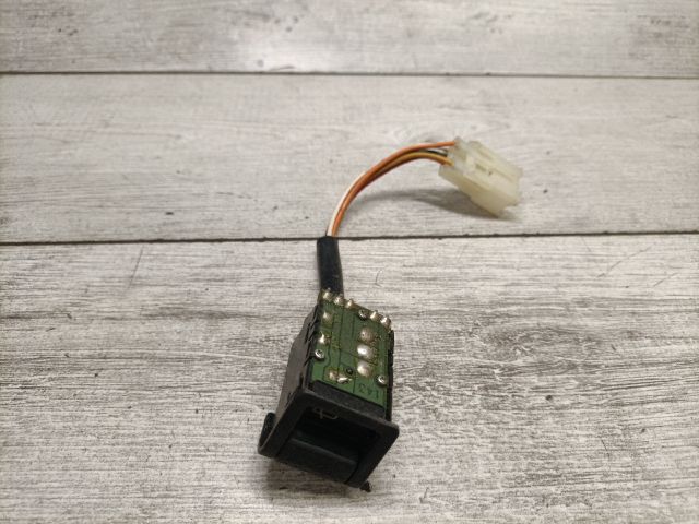 bontott SUZUKI SWIFT II Hátsó Ablaktörlő Kapcsoló