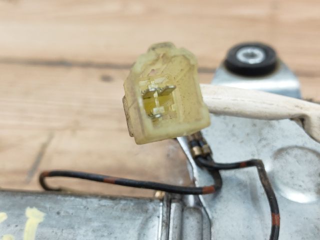 bontott SUZUKI SWIFT II Hátsó Ablaktörlő Motor