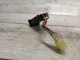 bontott SUZUKI SWIFT II Hátsó Ködzárófény Kapcsoló