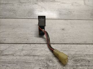 bontott SUZUKI SWIFT II Hátsó Ködzárófény Kapcsoló