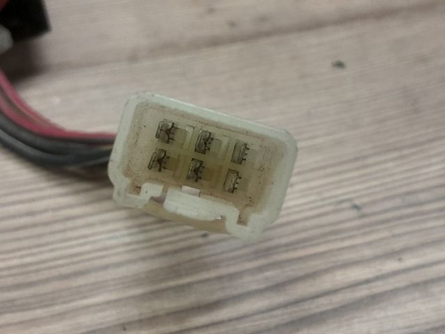 bontott SUZUKI SWIFT II Hátsó Ködzárófény Kapcsoló