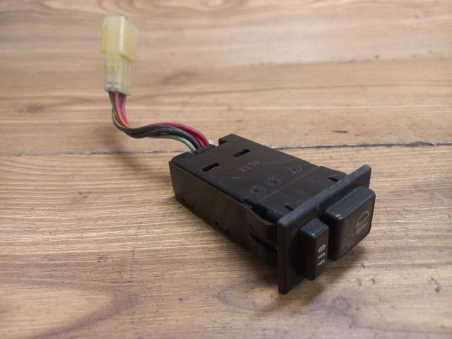 bontott SUZUKI SWIFT II Hátsó Ködzárófény Kapcsoló