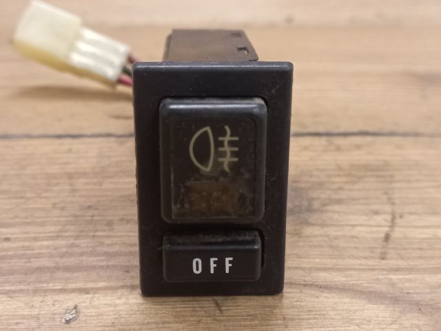 bontott SUZUKI SWIFT II Hátsó Ködzárófény Kapcsoló