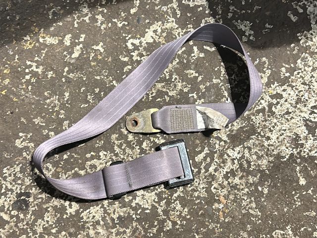 bontott SUZUKI SWIFT II Hátsó középső Biztonsági Öv