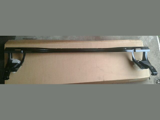 bontott SUZUKI SWIFT II Hátsó Lökhárító Merevítő (Fém)