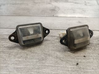 bontott SUZUKI SWIFT II Hátsó Rendszámtábla Világítás