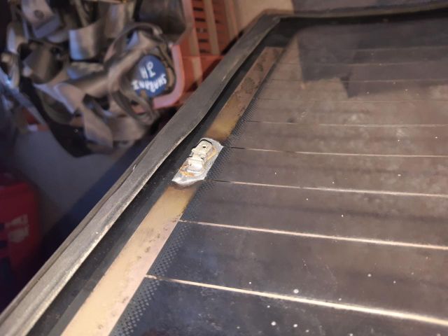 bontott SUZUKI SWIFT II Hátsó Szélvédő