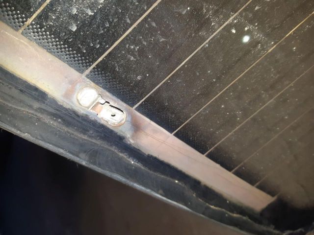 bontott SUZUKI SWIFT II Hátsó Szélvédő