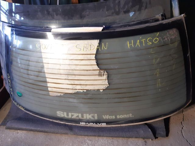 bontott SUZUKI SWIFT II Hátsó Szélvédő