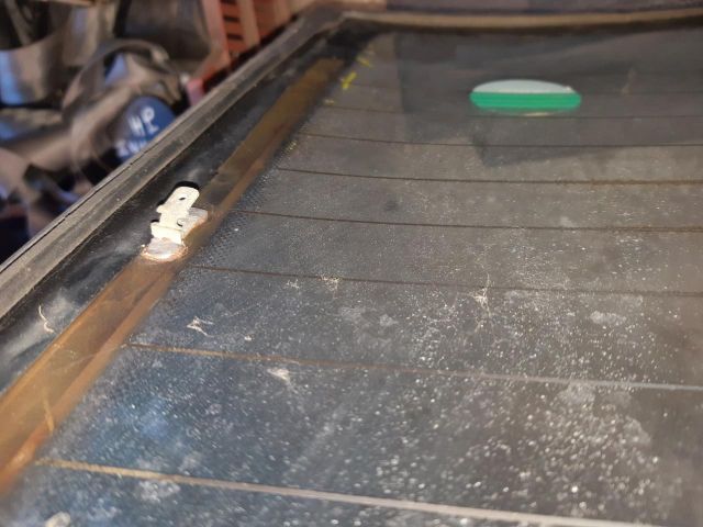 bontott SUZUKI SWIFT II Hátsó Szélvédő