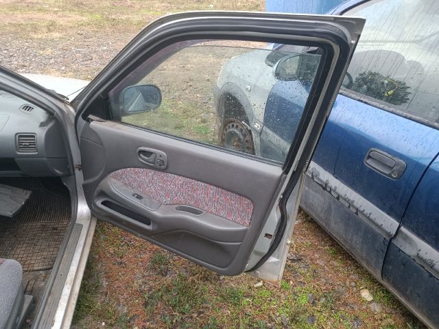 bontott SUZUKI SWIFT II Hátsó Ülés