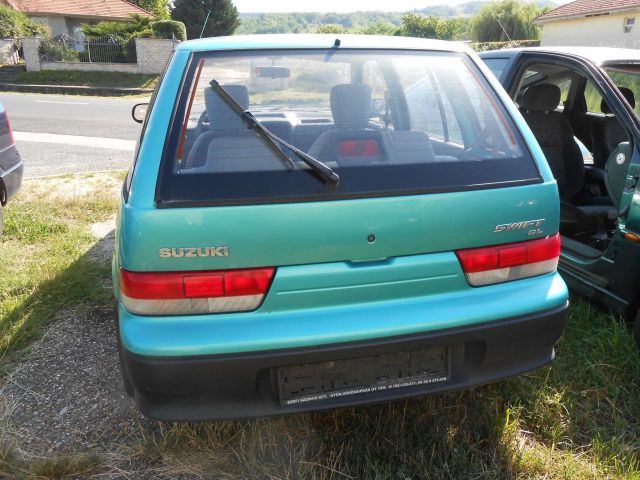 bontott SUZUKI SWIFT II Hűtőrács