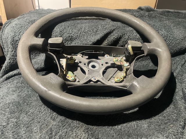 bontott SUZUKI SWIFT II Hűtőrács