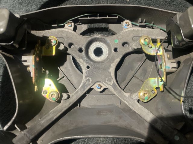 bontott SUZUKI SWIFT II Hűtőrács