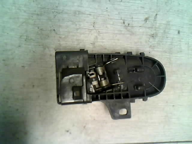 bontott SUZUKI SWIFT II Jobb Belső Kilincs (Pozíciófüggetlen)