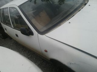 bontott SUZUKI SWIFT II Jobb első Ablak