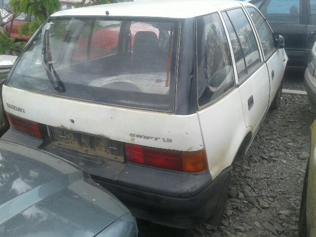 bontott SUZUKI SWIFT II Jobb első Ablak