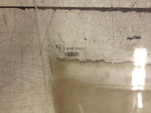 bontott SUZUKI SWIFT II Jobb első Ablak