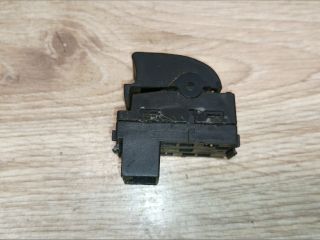 bontott SUZUKI SWIFT II Jobb első Ablakemelő Kapcsoló