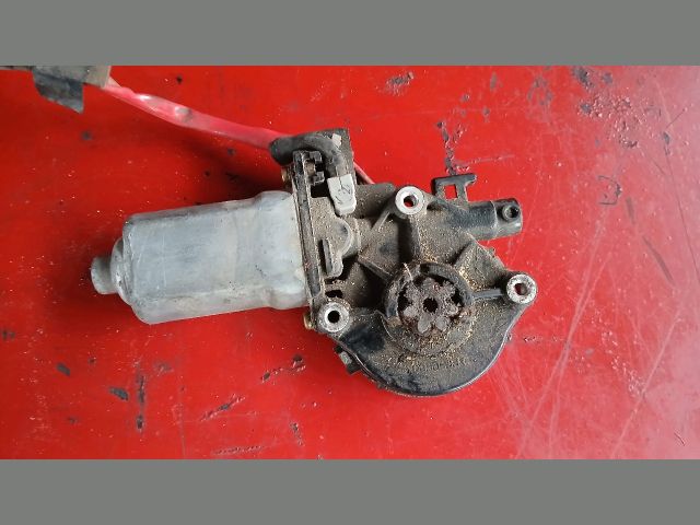 bontott SUZUKI SWIFT II Jobb első Ablakemelő Motor