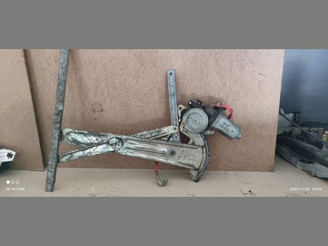 bontott SUZUKI SWIFT II Jobb első Ablakemelő Szerkezet (Elektromos)