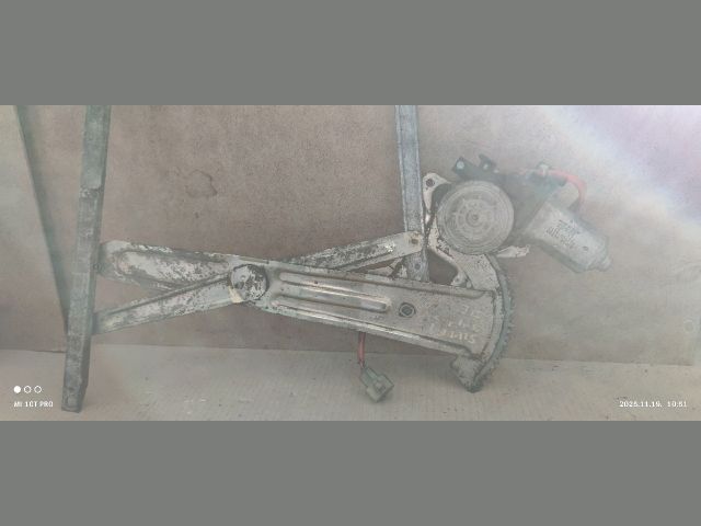 bontott SUZUKI SWIFT II Jobb első Ablakemelő Szerkezet (Elektromos)