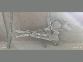 bontott SUZUKI SWIFT II Jobb első Ablakemelő Szerkezet (Elektromos)