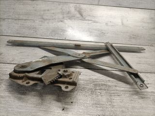 bontott SUZUKI SWIFT II Jobb első Ablakemelő Szerkezet (Mechanikus)