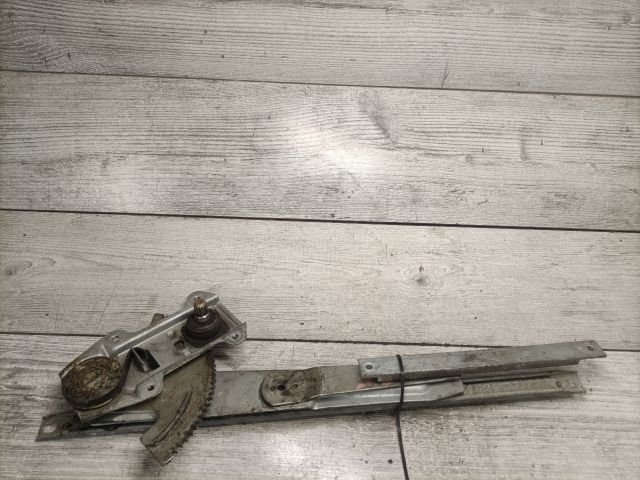 bontott SUZUKI SWIFT II Jobb első Ablakemelő Szerkezet (Mechanikus)