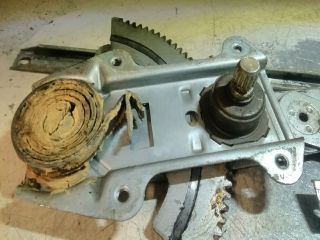 bontott SUZUKI SWIFT II Jobb első Ablakemelő Szerkezet (Mechanikus)