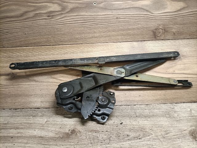 bontott SUZUKI SWIFT II Jobb első Ablakemelő Szerkezet (Mechanikus)
