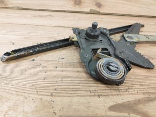 bontott SUZUKI SWIFT II Jobb első Ablakemelő Szerkezet (Mechanikus)