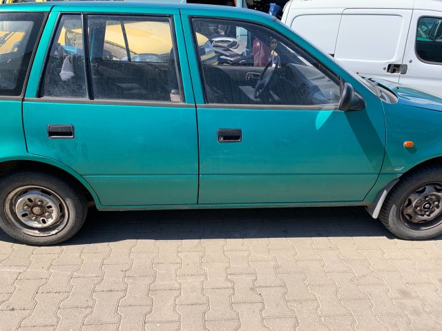 bontott SUZUKI SWIFT II Jobb első Ajtó Kárpit