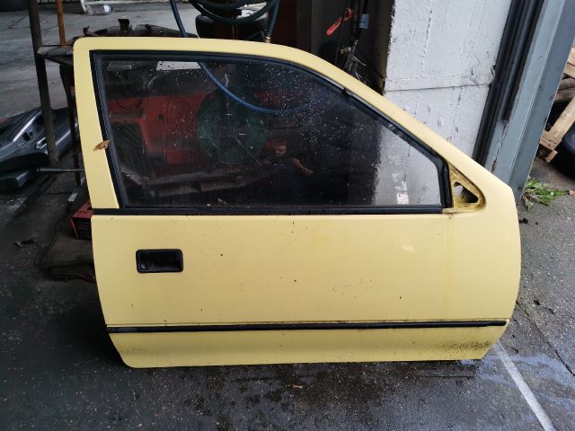 bontott SUZUKI SWIFT II Jobb első Ajtó (Részeivel)