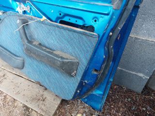 bontott SUZUKI SWIFT II Jobb első Ajtó (Részeivel)