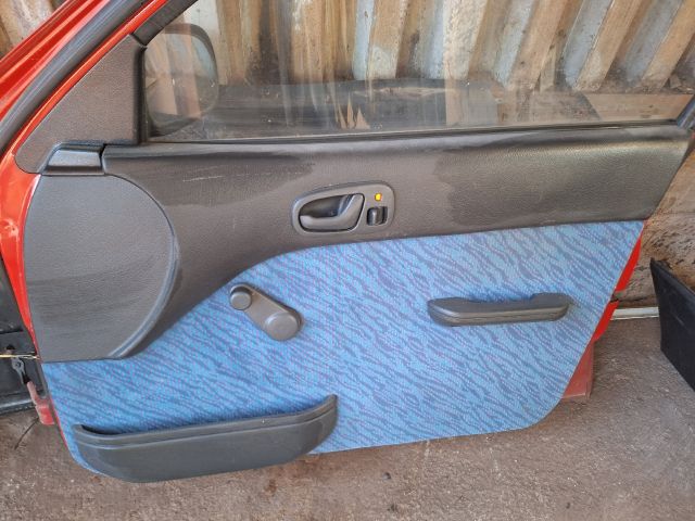 bontott SUZUKI SWIFT II Jobb első Ajtó (Részeivel)