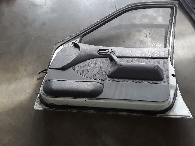 bontott SUZUKI SWIFT II Jobb első Ajtó (Részeivel)