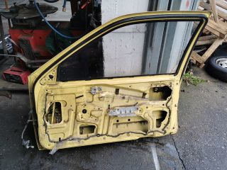 bontott SUZUKI SWIFT II Jobb első Ajtó (Részeivel)