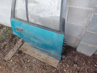 bontott SUZUKI SWIFT II Jobb első Ajtó (Részeivel)