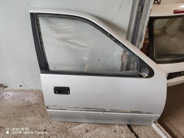 bontott SUZUKI SWIFT II Jobb első Ajtó (Részeivel)