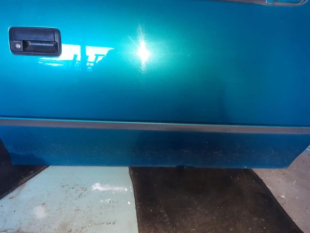 bontott SUZUKI SWIFT II Jobb első Ajtó (Üres lemez)