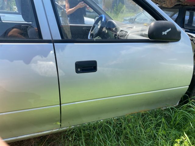 bontott SUZUKI SWIFT II Jobb első Ajtó (Üres lemez)