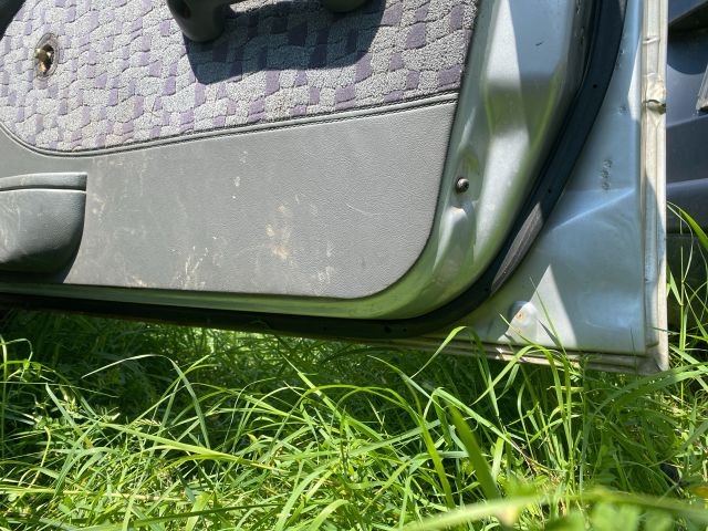 bontott SUZUKI SWIFT II Jobb első Ajtó (Üres lemez)